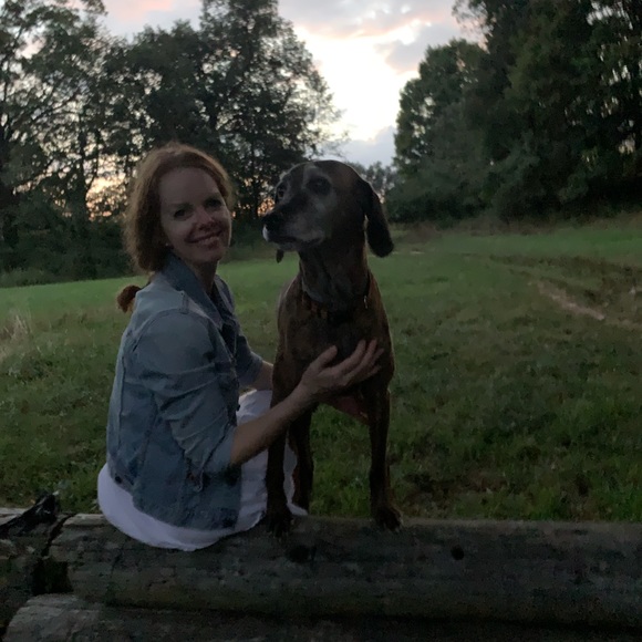 Meet your Posher, Alexa - Picture 2 of 2